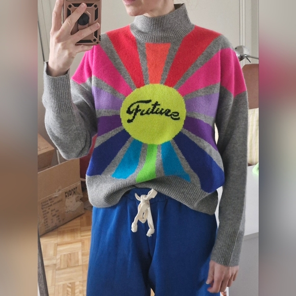 From Future Cashmere Rainbow Sweater - Picture 7 of 7